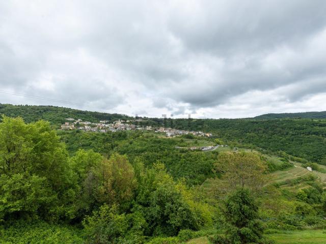 Terreno in vendita a Negrar, Veneto