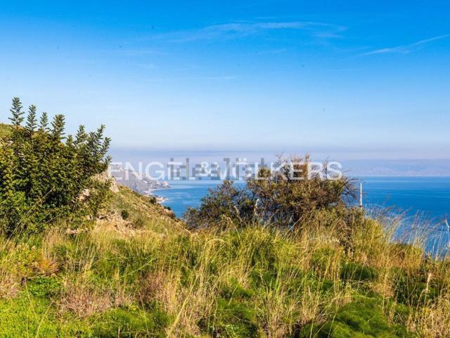 Terreno in vendita a Taormina, Sicilia