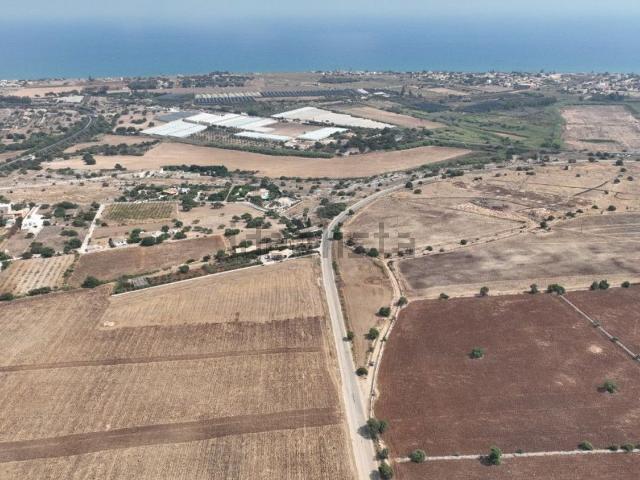 Terreno in vendita a Marina di Modica, Marina Di Modica