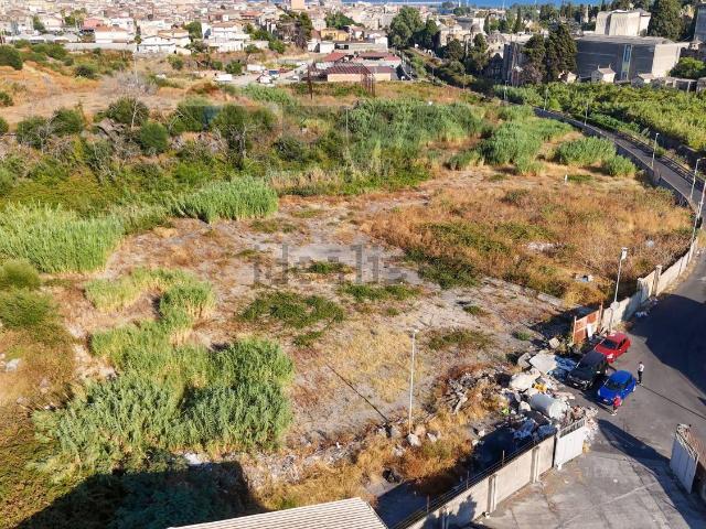 Terreno in vendita a Acquicella, Catania