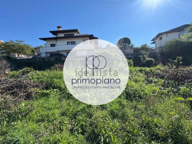 Terreno in vendita a Riostorto, Muggiò