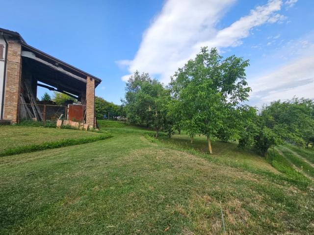 Terreno in vendita a Vernasca, Reggio Emilia