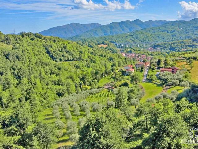 Terreno in vendita a Pontremoli, Toscana