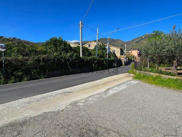 Terreno in vendita a Calabria, Catanzaro