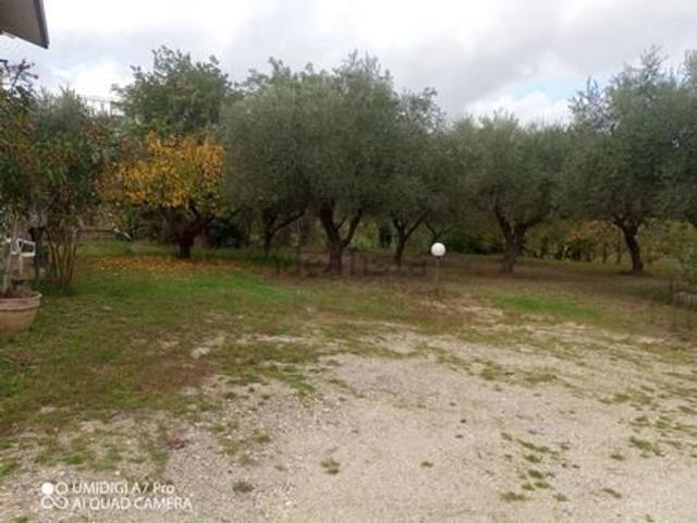 Terreno in vendita a Villa Stanazzo, Lanciano