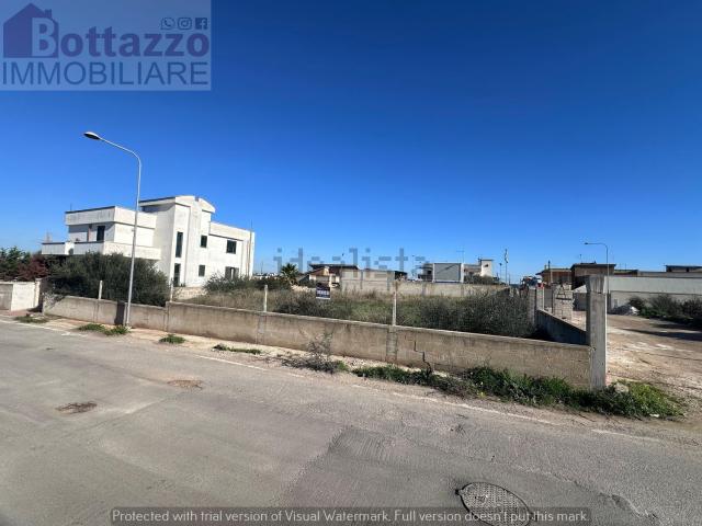 Terreno in vendita a Lizzano, Taranto