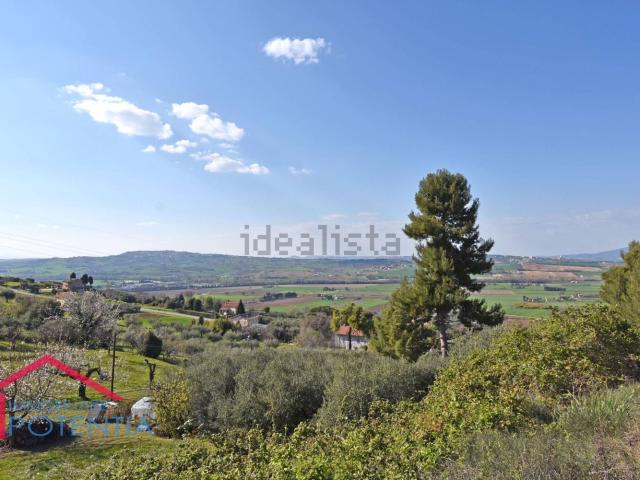 Terreno in vendita a Marche, Macerata