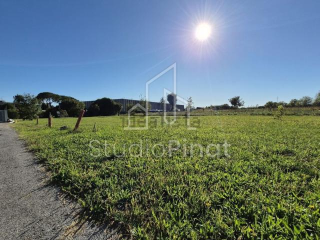 Terreno in vendita a Pradamano / Pradaman, Udine / Udin / Videm