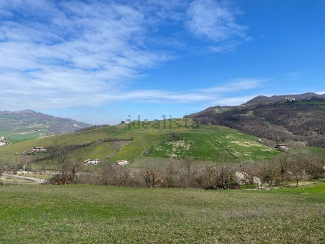 Terreno in vendita a Alta Val Tidone, Nibbiano