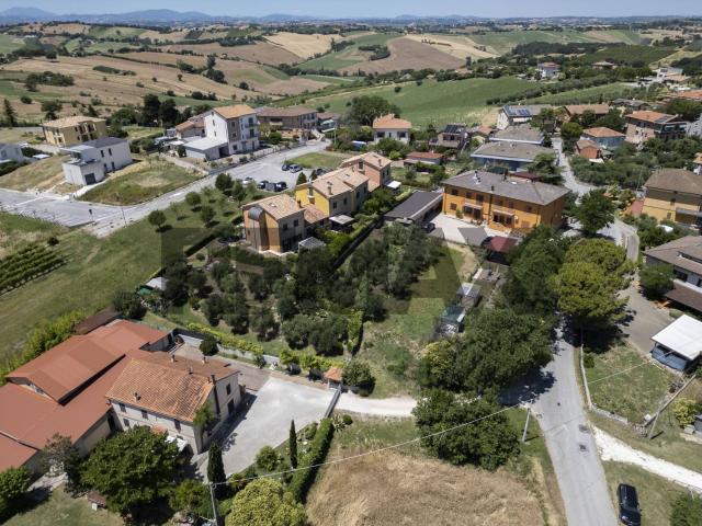 Terreno in vendita a Marche, Ancona