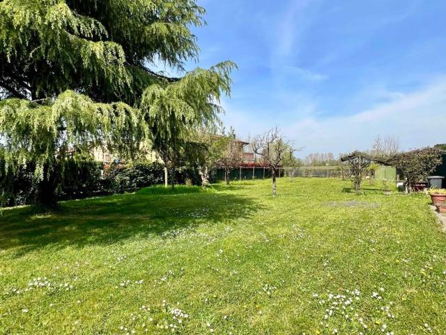 Terreno in vendita a Villafranca Padovana, Veneto