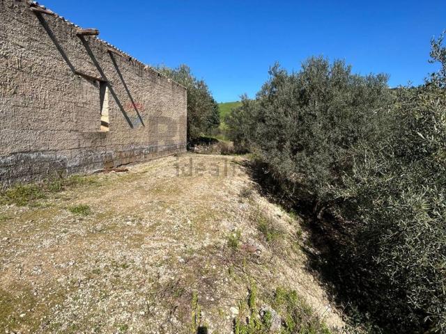 Terreno in vendita a Quartiere Provvidenza, Caltanissetta