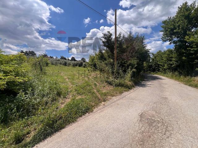 Terreno in vendita a Fragneto Monforte, Campania