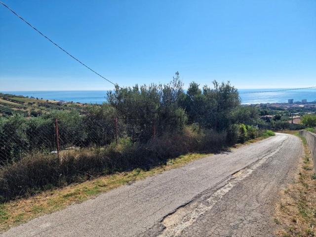 Terreno in vendita a Silvi, Abruzzo