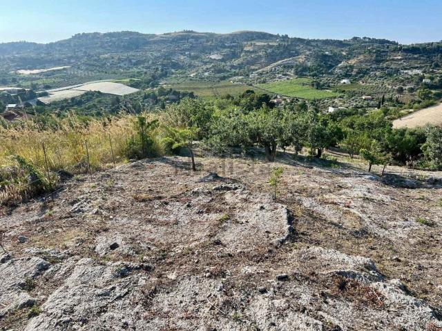 Terreno in vendita a Caltanissetta, Sicilia