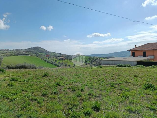 Terreno in vendita a Unione dei Comuni della Val Vibrata, Tortoreto