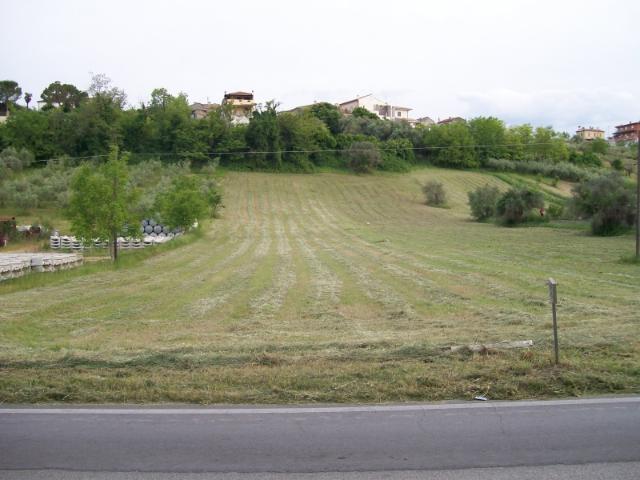 Terreno in vendita a Rosciano, Abruzzo