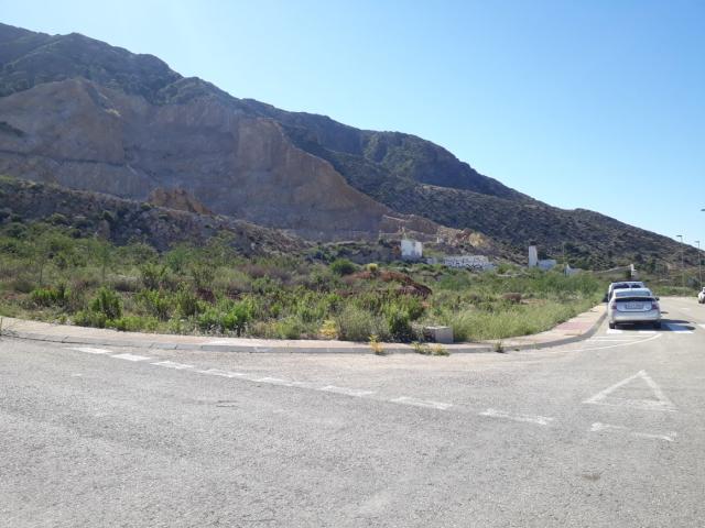 Terreno en venta en Redován, Alacant / Alicante