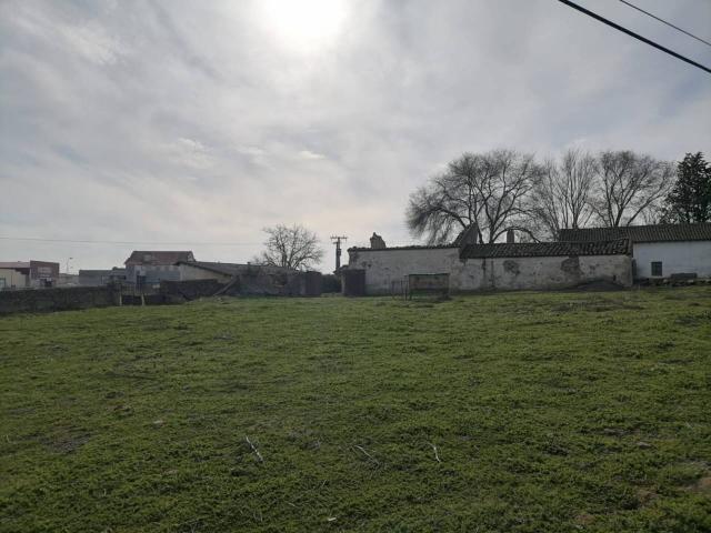 Terreno en venta en Ciudad Rodrigo, Castilla y León