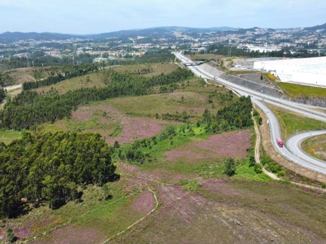 Terreno venda em Valongo, Porto