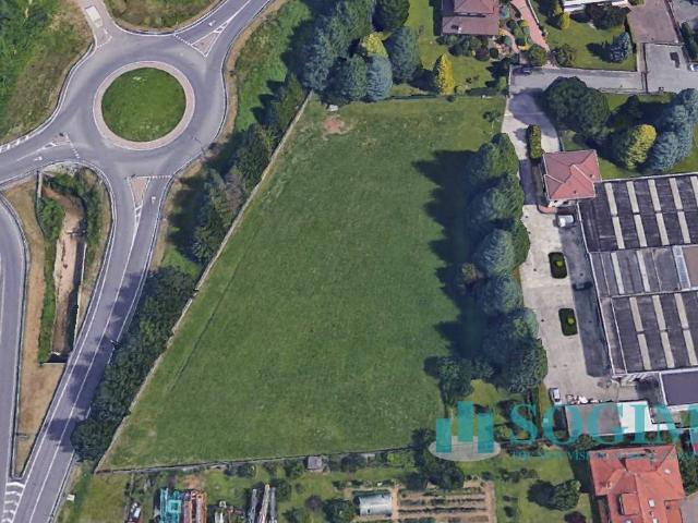 Terreno in vendita a Jerago Con Orago, Lombardia