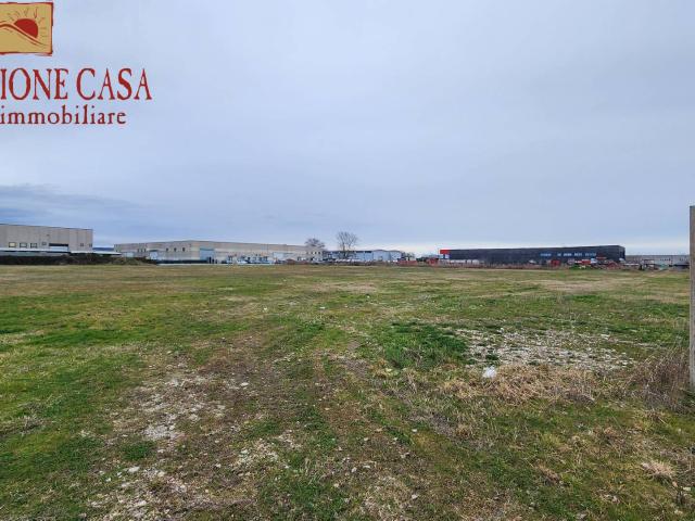 Terreno in vendita a Romans D'isonzo, Friuli-Venezia Giulia