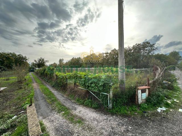 Terreno in vendita a San Giuseppe Vesuviano, Campania