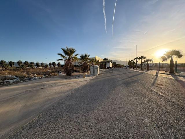 Terreno en venta en Jaén, Andalucía