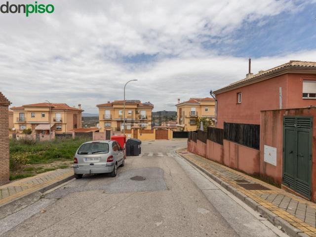 Terreno en venta en Comarca de la Vega de Granada, Andalucía