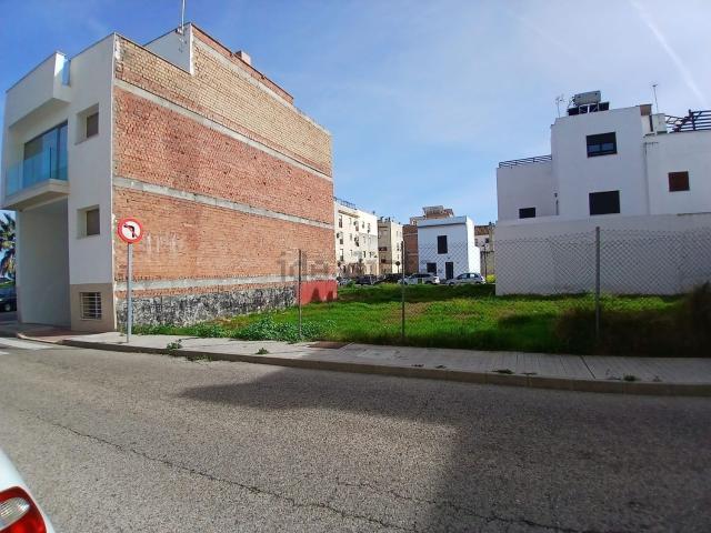 Terreno en venta en La Algaba, Sevilla