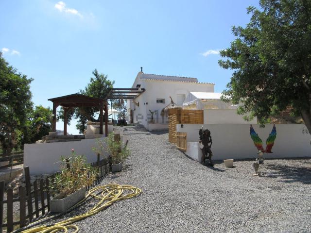 Terreno en venta en la Marina Baixa, Valencia