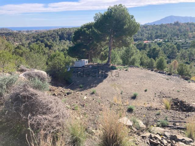Terreno en venta en la Marina Baixa, Valencia