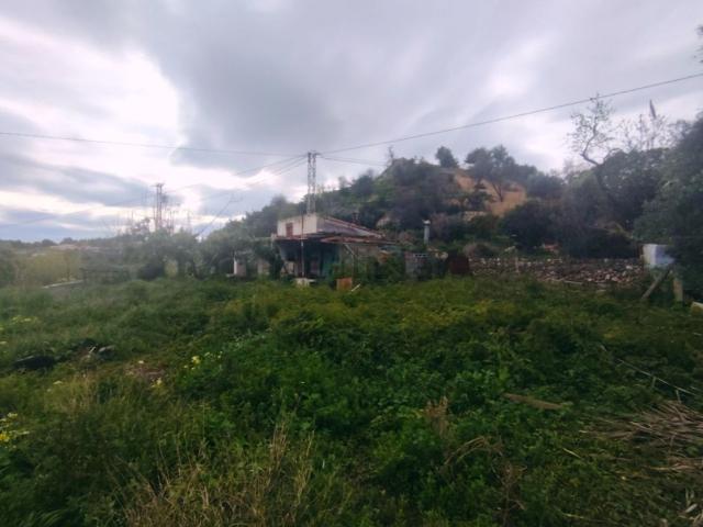 Terreno en venta en la Marina Baixa, Valencia