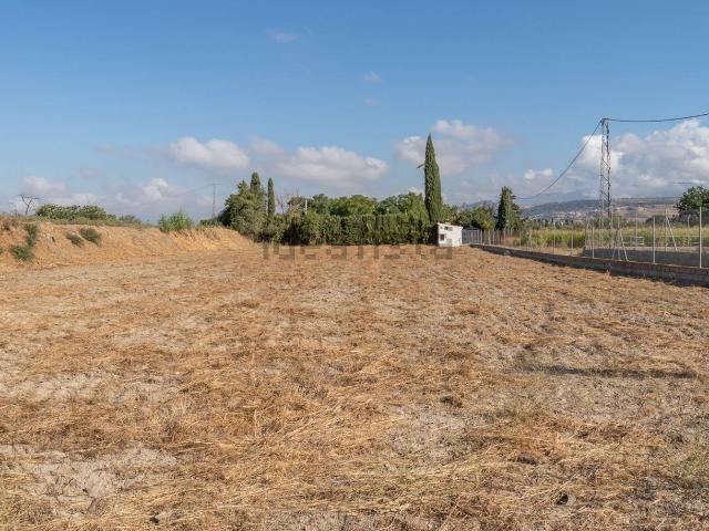 Terreno en venta en Comarca de la Vega de Granada, Andalucía