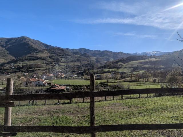 Terreno en venta en Lena, Asturias