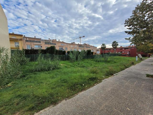 Terreno en venta en Ganix, Gironès