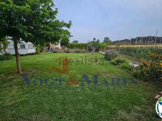 Terreno en venta en Alt Empordà, Catalunya