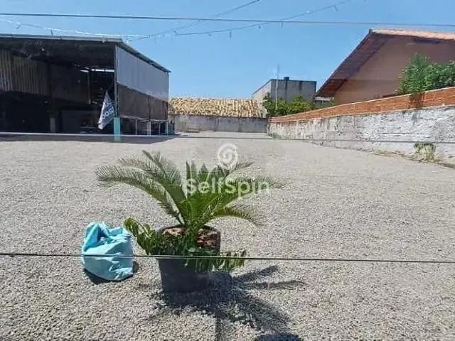 Terreno aluguel em Região Geográfica Imediata do Rio de Janeiro, Região Metropolitana do Rio de Janeiro