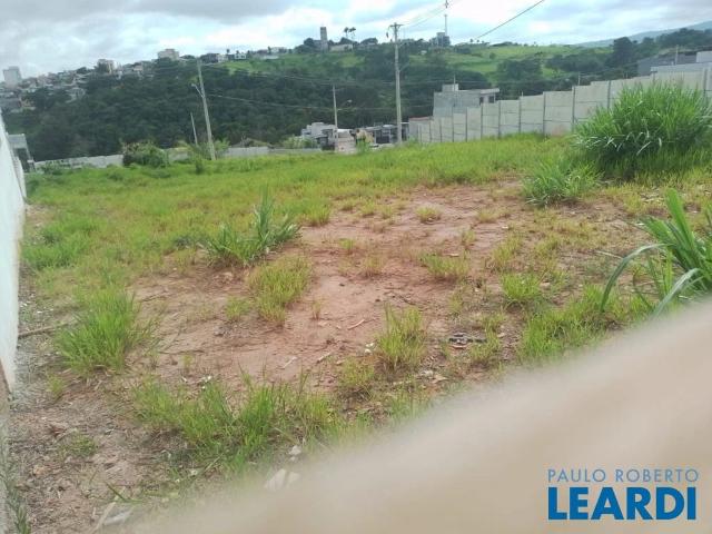 Terreno venda em Atibaia