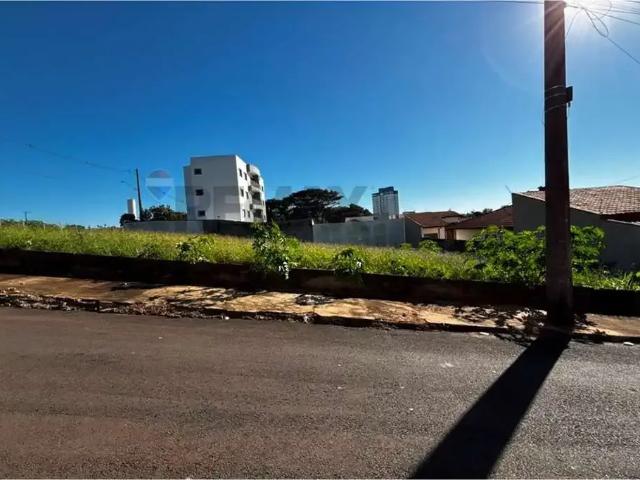 Terreno venda em Região Imediata de Botucatu, Botucatu
