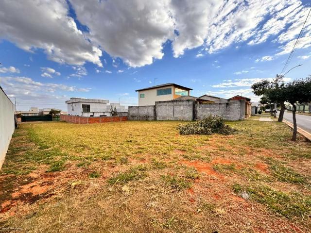 Terreno venda em Cidade Ocidental, Região Geográfica Intermediária de Luziânia-Águas Lindas de Goiás