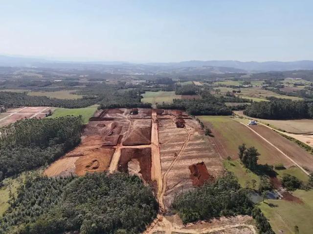 Terreno venda em Região Geográfica Imediata de Criciúma, Criciúma