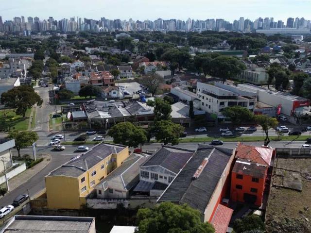 Terreno venda em Água Verde, Curitiba