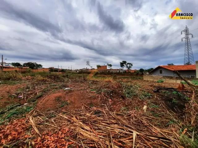 Terreno venda em Região Geográfica Imediata de Divinópolis, Divinópolis