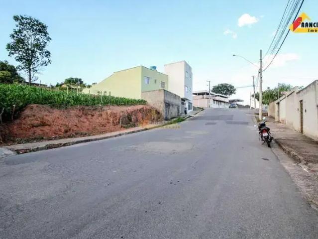 Terreno venda em Região Geográfica Imediata de Divinópolis, Divinópolis