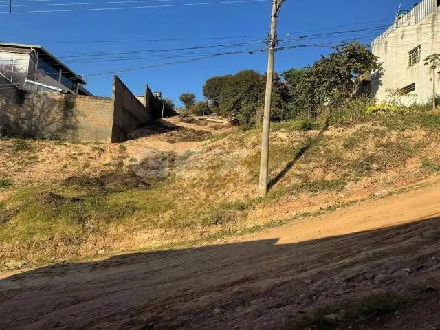Terreno venda em Região Geográfica Imediata de Divinópolis, Divinópolis