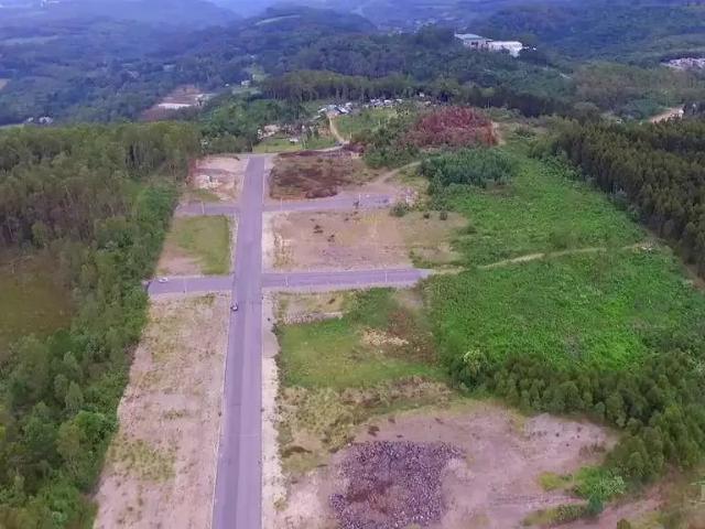 Terreno venda em Região Geográfica Imediata de Caxias do Sul, Farroupilha