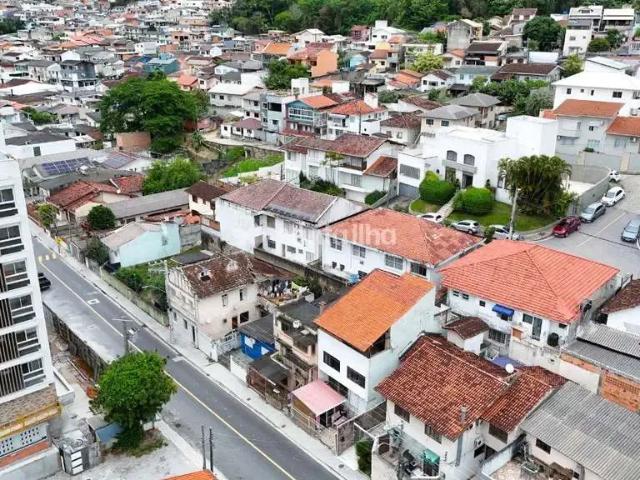 Terreno venda em Região Geográfica Imediata de Florianópolis, Desterro