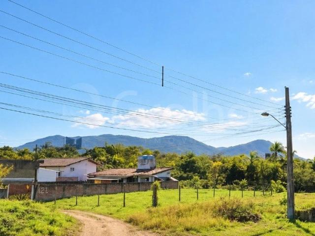 Terreno venda em Carianos, Florianópolis