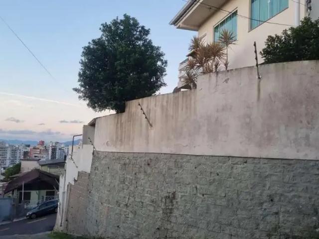 Terreno venda em Região Geográfica Imediata de Florianópolis, Desterro